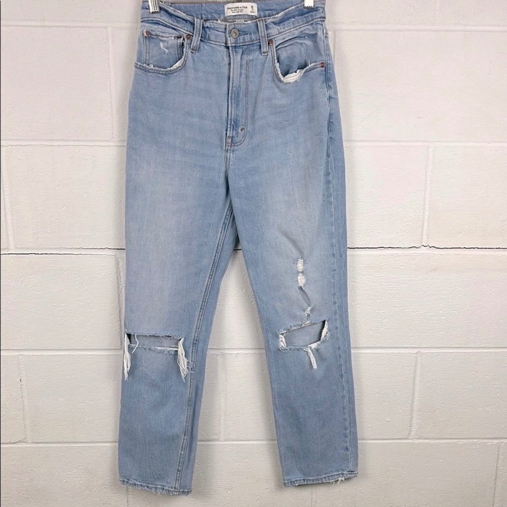 Abercrombie & Fitch Curve Love Ultra High Rise Ankle Straight Jeans 24 00s Light